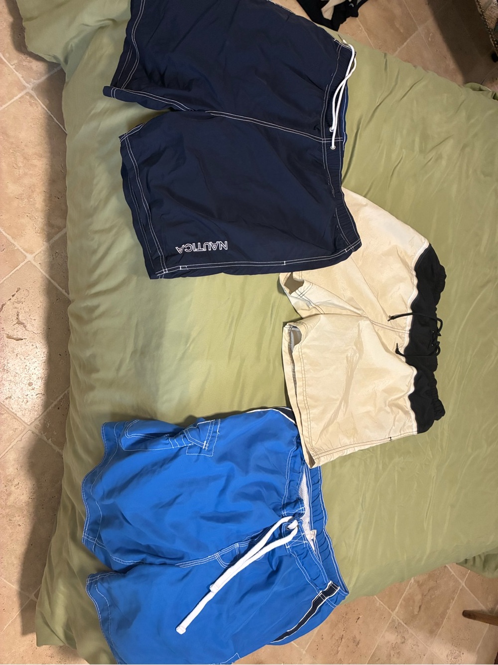 Men’s swimwear bundle, assorted sizes